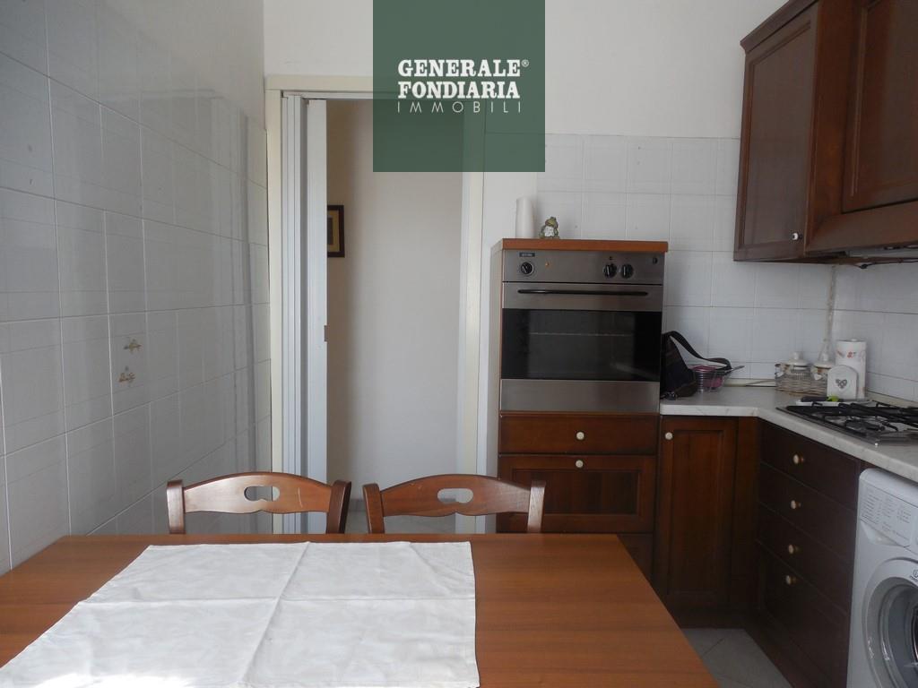 Appartamenti di tre vani, Rebocco.