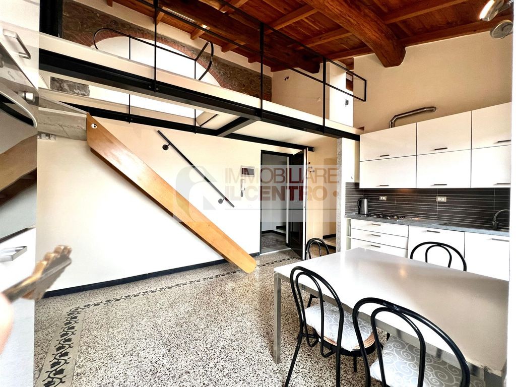 Appartamento 3 vani con balcone e soppalchi