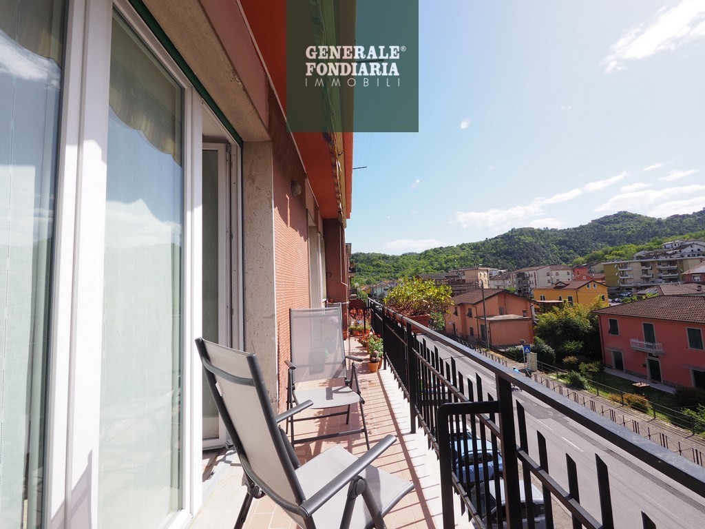 Appartamento di grande metratura, Follo