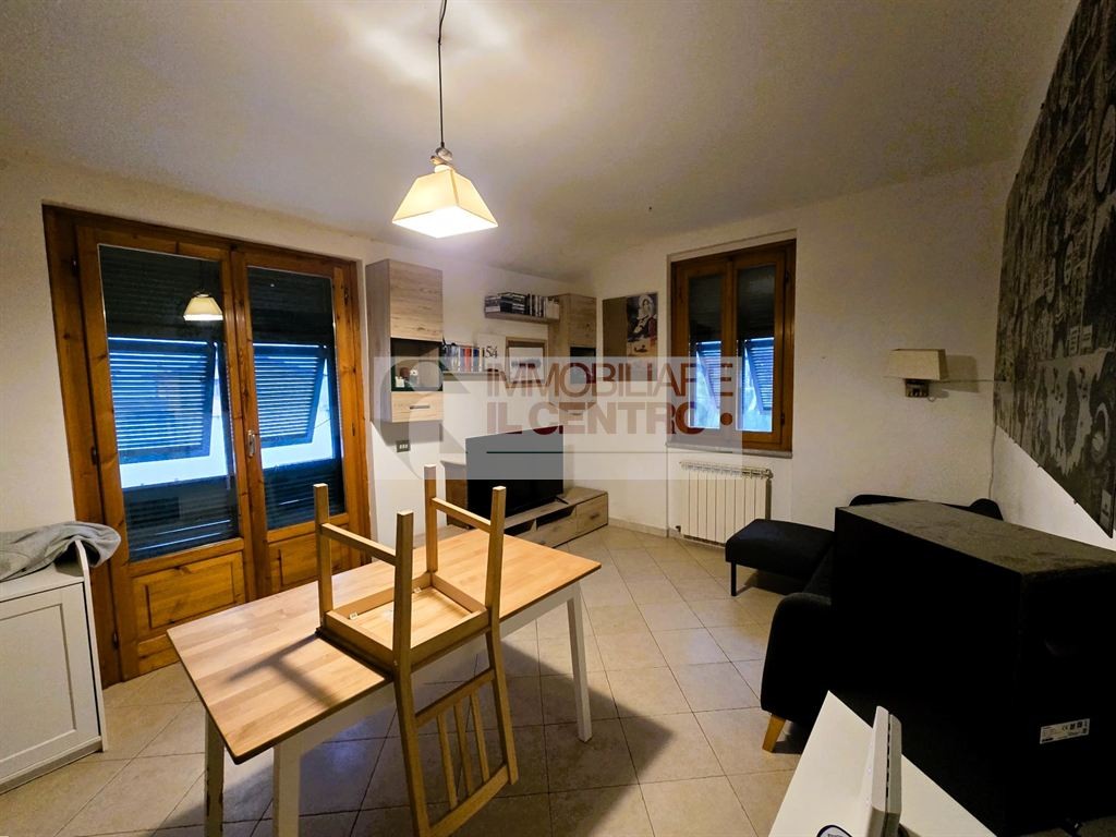 APPARTAMENTO 4 VANI CON TERRAZZA, CANTINA E POSTO AUTO COPERTO