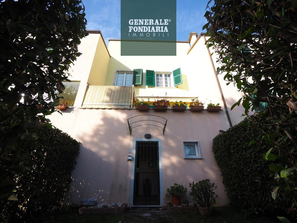 Villetta a schiera di pregio in esclusiva